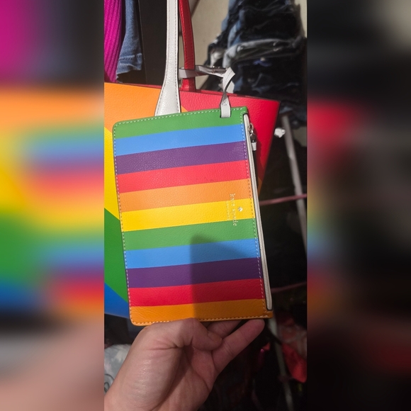 🌈🌈Kate Spade Rainbow Pride Reversible Tote Bag Handbag & Zip Pouch Clutch Set - Picture 8 of 10